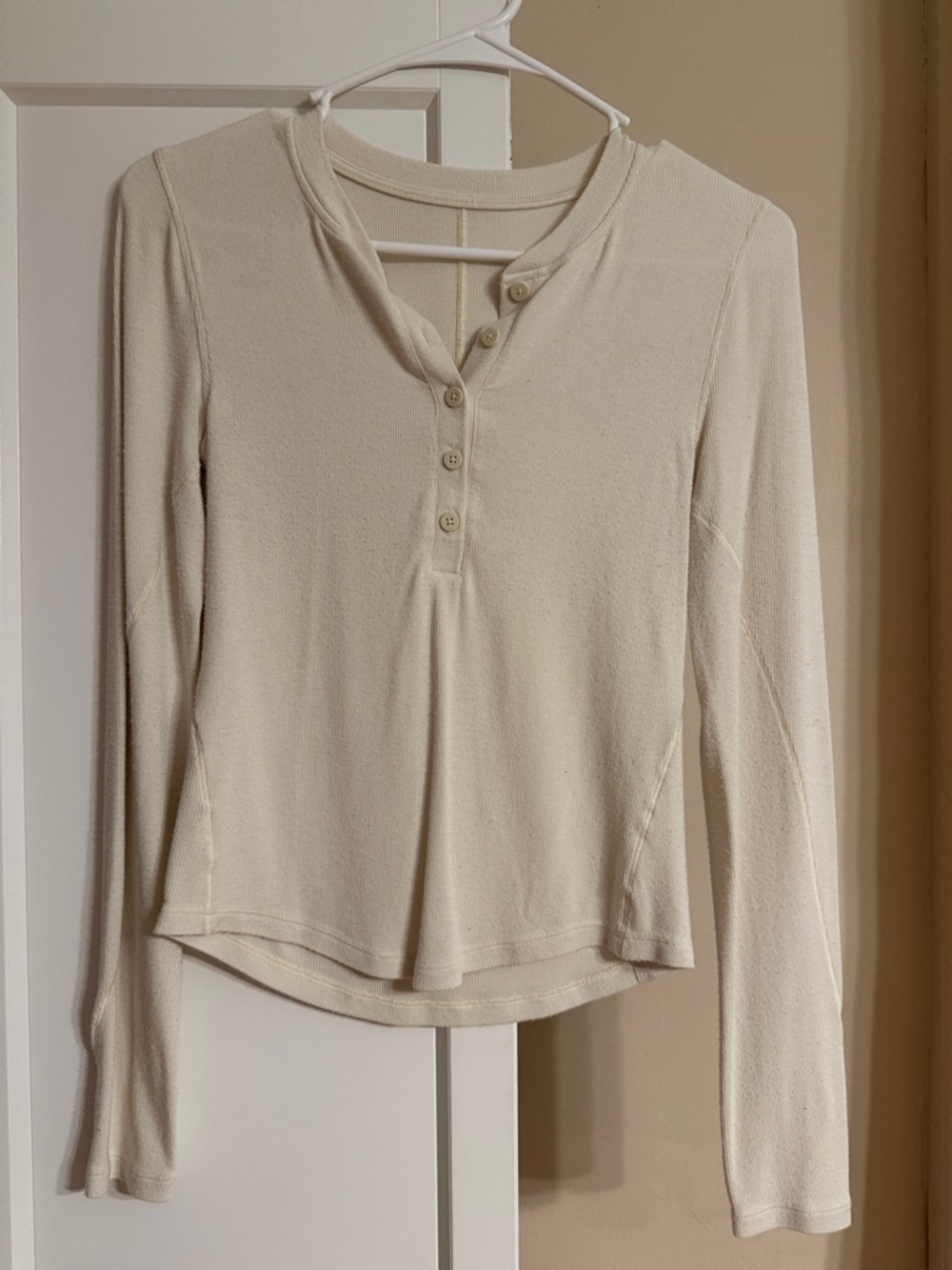 Lululemon Women's Long Sleeve Henley Top - bone